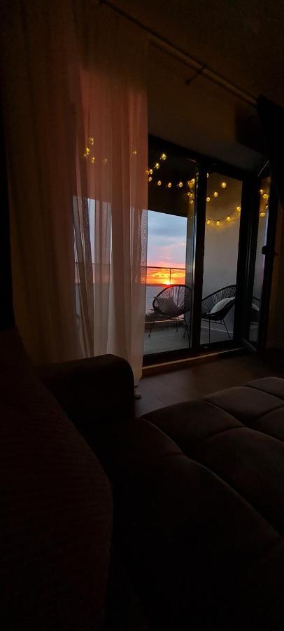 Golden Mirage Sunset Apartment Mamaia Luaran gambar
