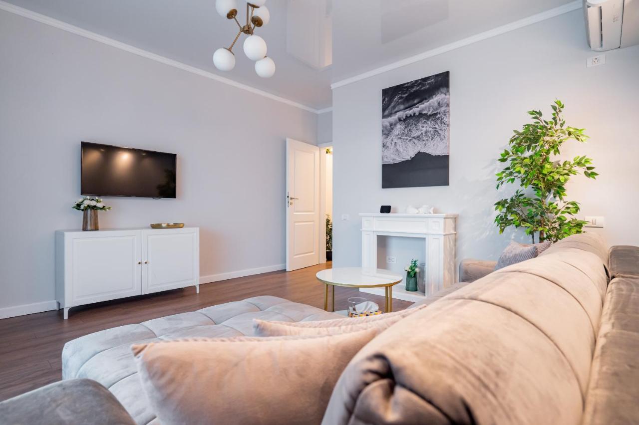 Golden Mirage Sunset Apartment Mamaia Luaran gambar