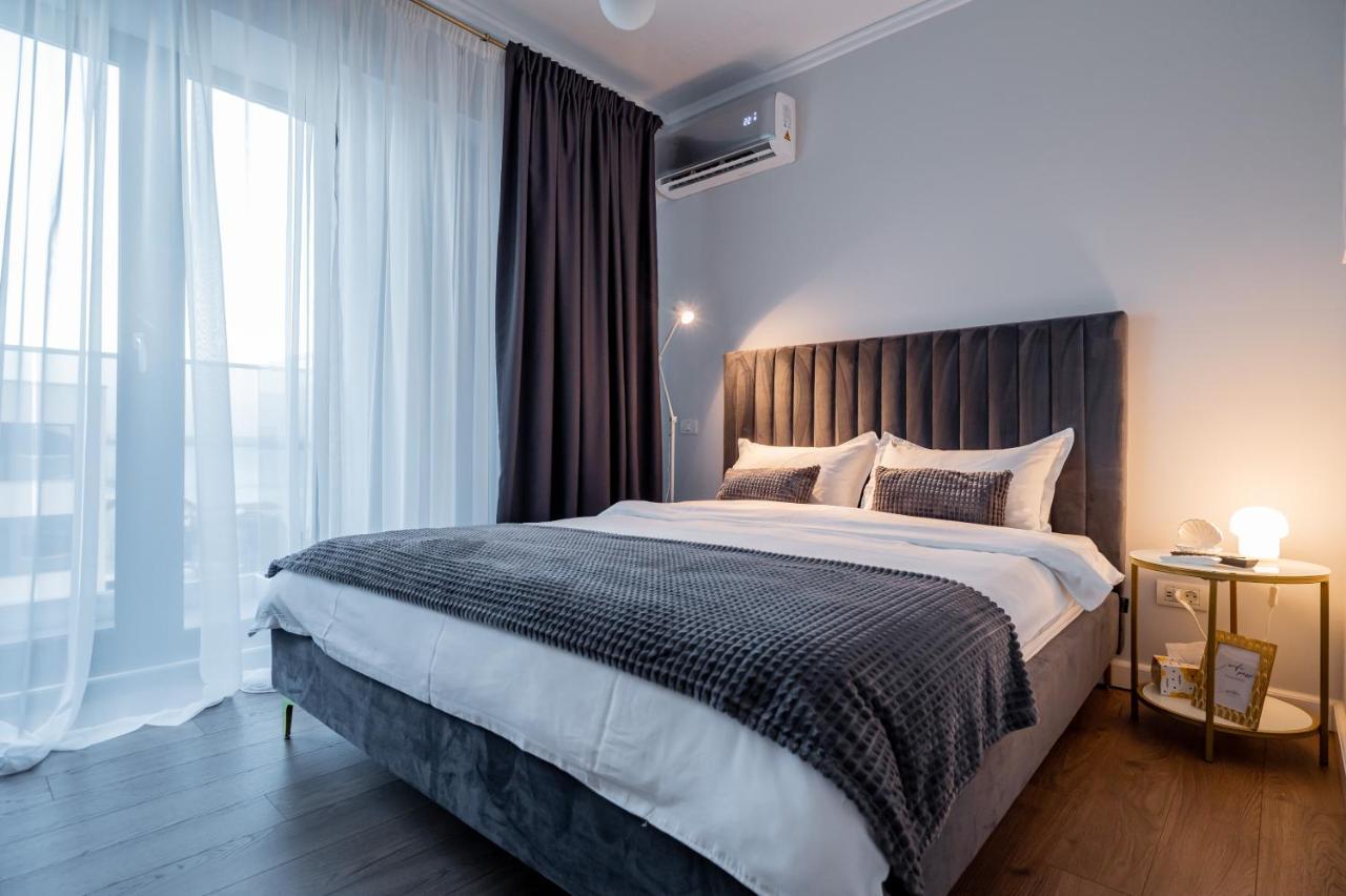 Golden Mirage Sunset Apartment Mamaia Luaran gambar