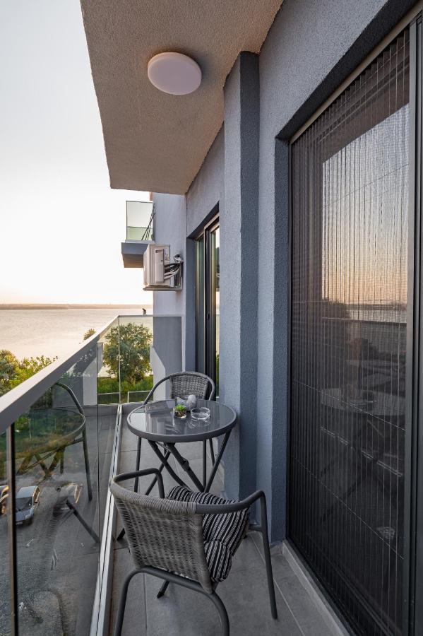 Golden Mirage Sunset Apartment Mamaia Luaran gambar